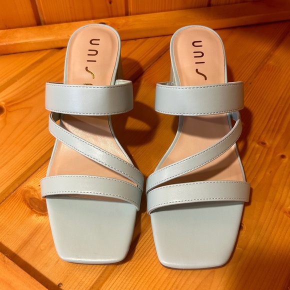 Unisa Miriam Square Toe Slide Sandal Block Heels Light Blue NWOT - Picture 4 of 5